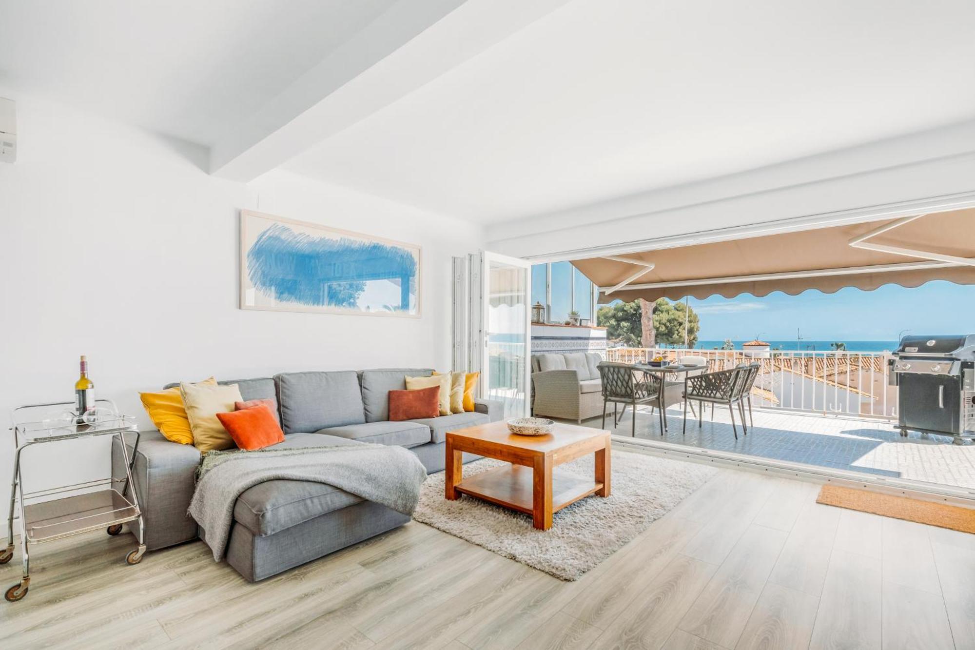 Beach Apartment In Malaga 贝纳哈拉菲 外观 照片