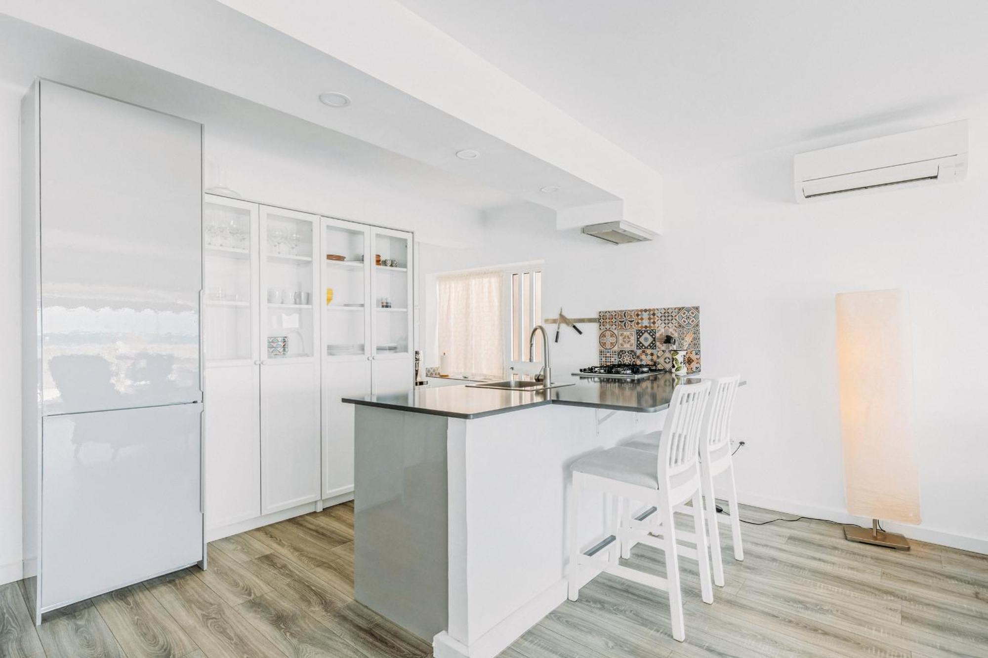 Beach Apartment In Malaga 贝纳哈拉菲 外观 照片
