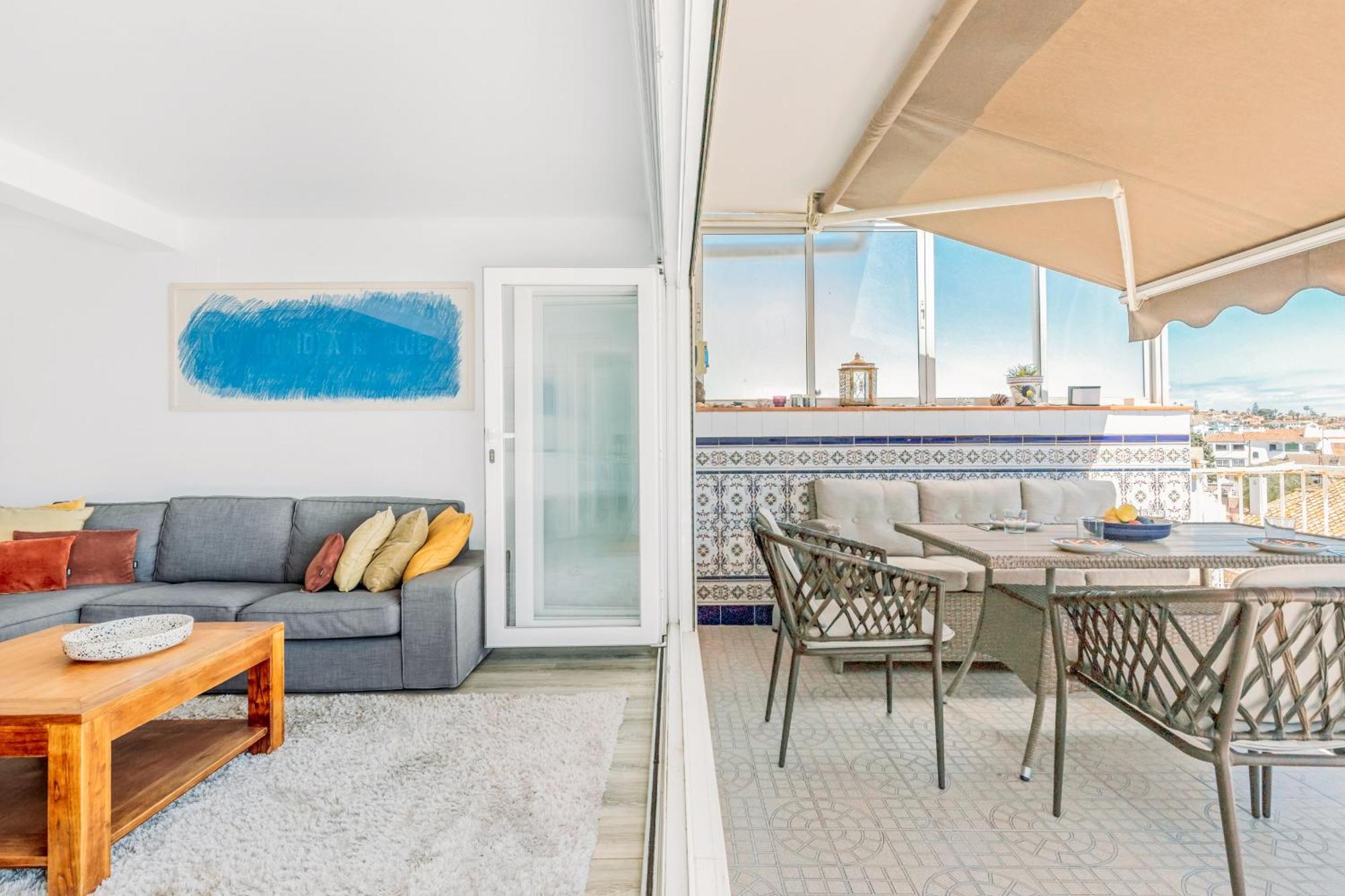 Beach Apartment In Malaga 贝纳哈拉菲 外观 照片